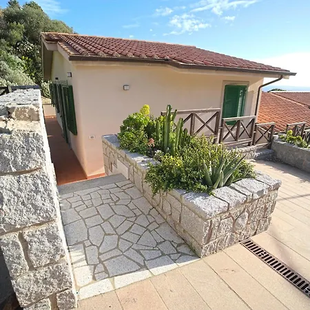 Holiday home Con Vista Mare E Parcheggio