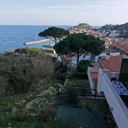 Casa de Férias Con Vista Mare E Parcheggio Giglio Porto