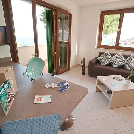 Holiday home Con Vista Mare E Parcheggio