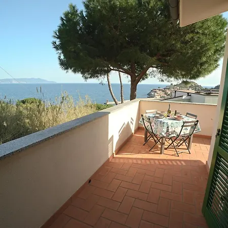 Con Vista Mare E Parcheggio Casa de Férias Giglio Porto